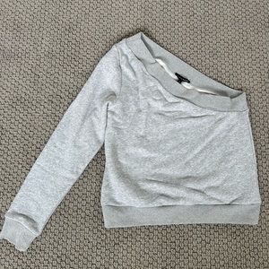 Jluxlabel off the shoulder/one shoulder sweater. Grey